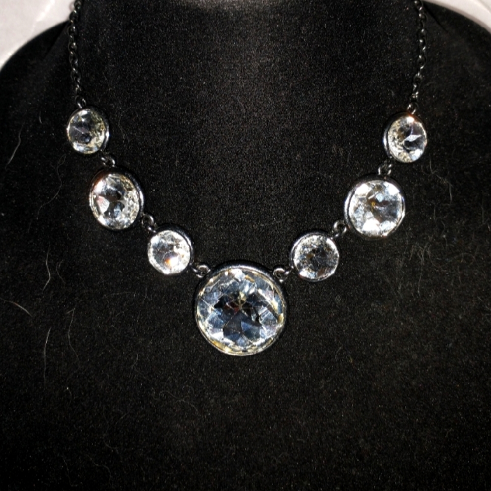 Beautiful Dana Buchman  Crystal  & black chain necklace